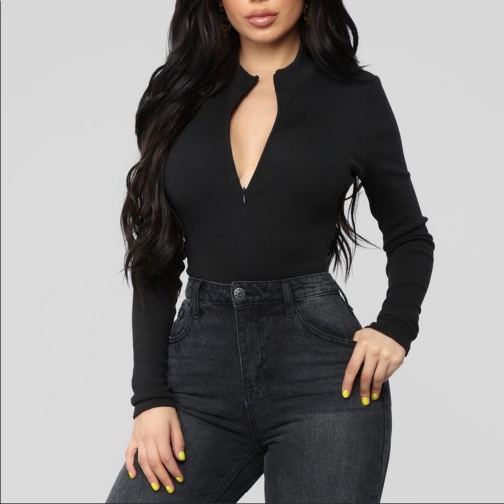 Fashion Nova Long Sleeve Bodysuit- in Black